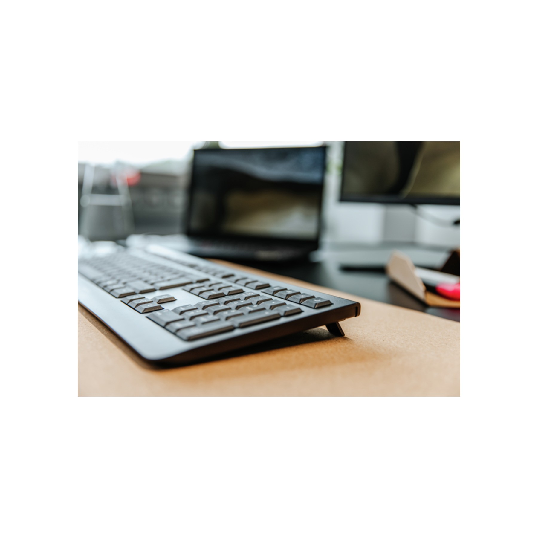 Keyboard Cherry KW 3000 Wireless black (EU) (JK-3000EU-2) Keyboard Cherry KW 3000 Wireless black (EU) (JK-3000EU-2)
