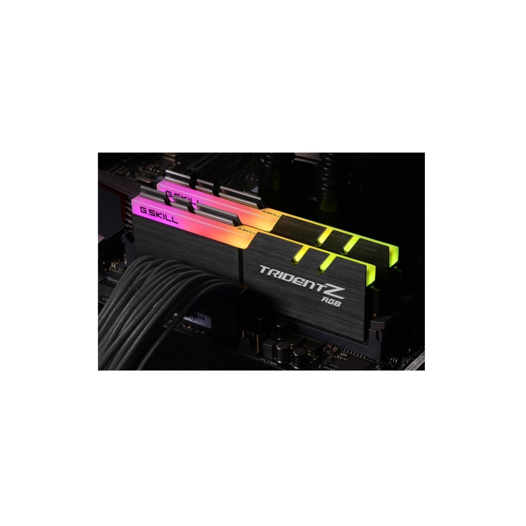 DDR4 16GB KIT 2x8GB PC 3200 G.Skill TridentZ RGB F4-3200C16D-16GTZRX DDR4 16GB KIT 2x8GB PC 3200 G.Skill TridentZ RGB F4-3200C16D-16GTZRX